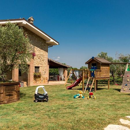 Il Barbagianni Bed and Breakfast Montepescali Exteriör bild